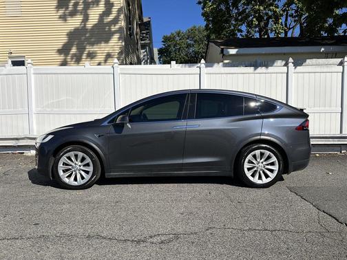 2017 Tesla Model X 75D
