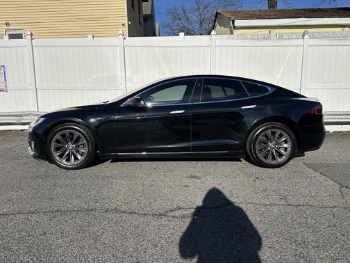 2018 Tesla Model S 100D