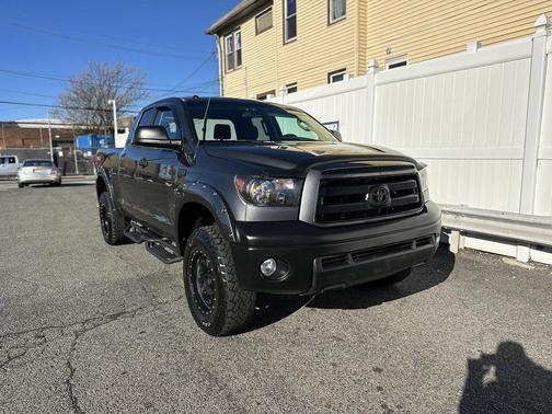 2011 Toyota Tundra Grade