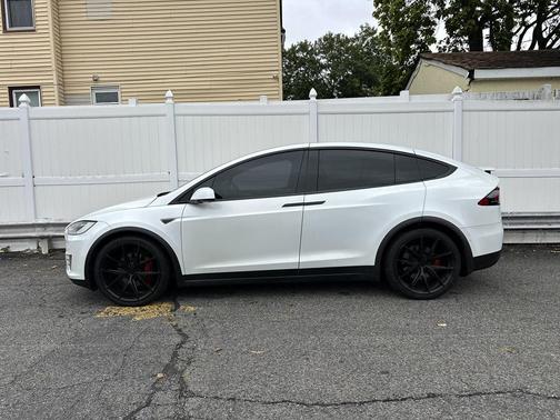 2016 Tesla Model X 75D FREE SUPERCHARGER