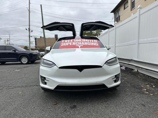 2016 Tesla Model X 75D FREE SUPERCHARGER