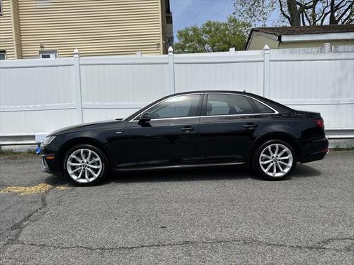 2019 Audi A4 45 Premium