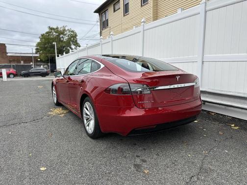 2017 Tesla Model S 75D