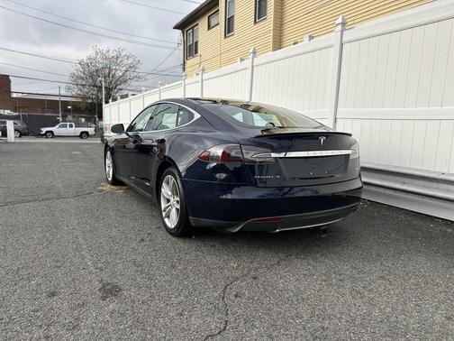 2014 Tesla Model S 85