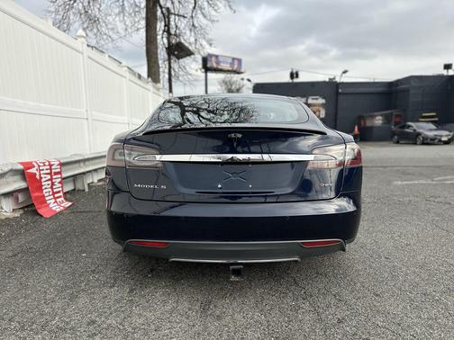 2014 Tesla Model S 85