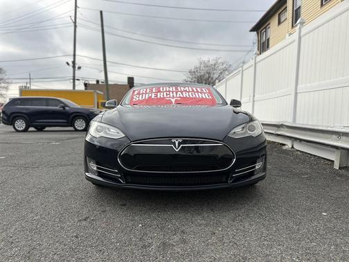 2014 Tesla Model S 85
