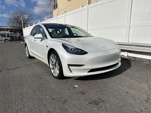 2020 Tesla Model 3 Standard Range Plus