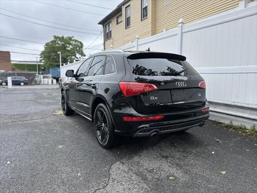 2011 Audi Q5 Premium Plus