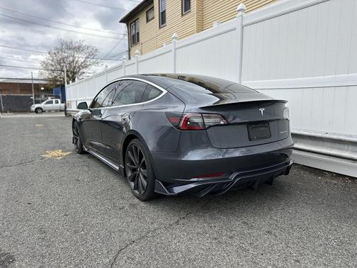 2020 Tesla Model 3 Performance