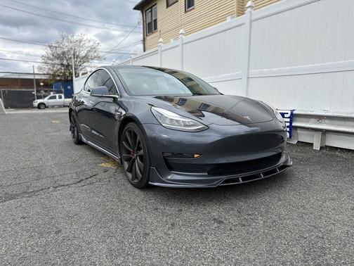 2020 Tesla Model 3 Performance