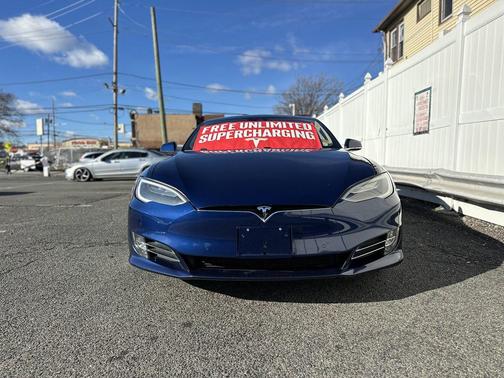 2016 Tesla Model S 90D