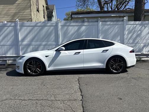 2015 Tesla Model S 75D