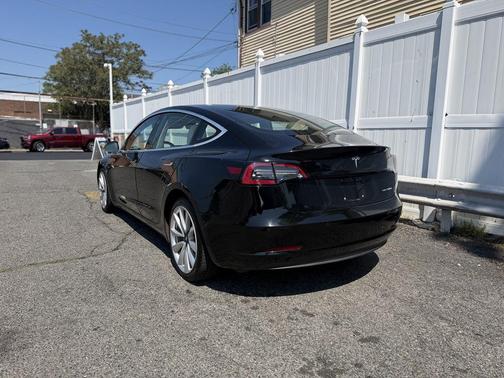 BLACK 2018 Tesla Model 3 Long Range