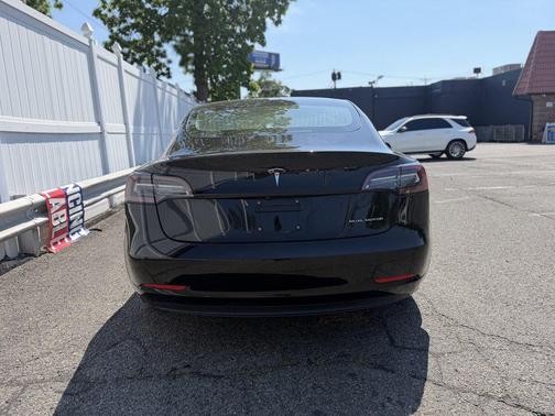 BLACK 2018 Tesla Model 3 Long Range