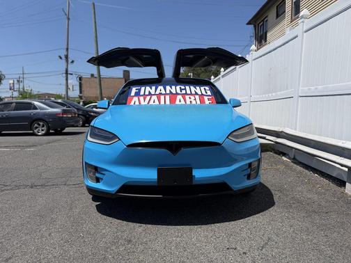 Deep Blue Metallic 2016 Tesla Model X 75D