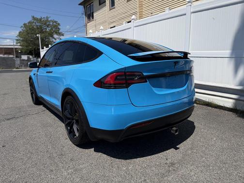 Deep Blue Metallic 2016 Tesla Model X 75D