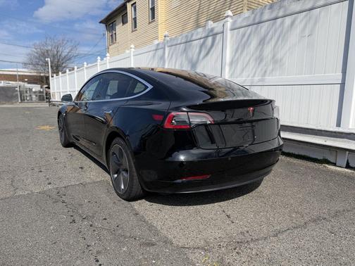 BLACK 2018 Tesla Model 3 Long Range