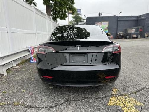 2019 Tesla Model 3 Mid Range