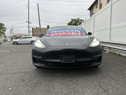2019 Tesla Model 3 Mid Range