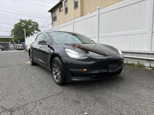 2019 Tesla Model 3 Mid Range