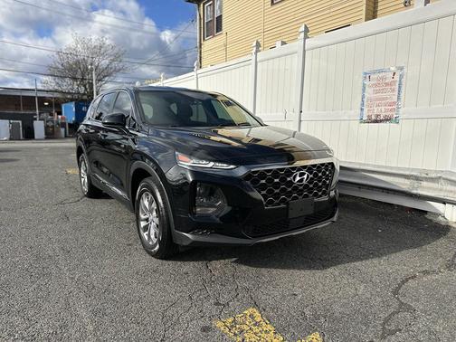 2019 Hyundai SANTA FE SE 2.4