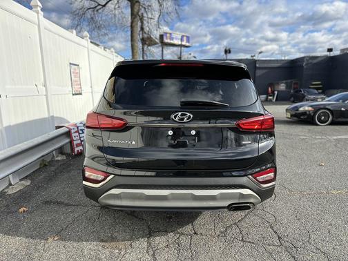 2019 Hyundai SANTA FE SE 2.4