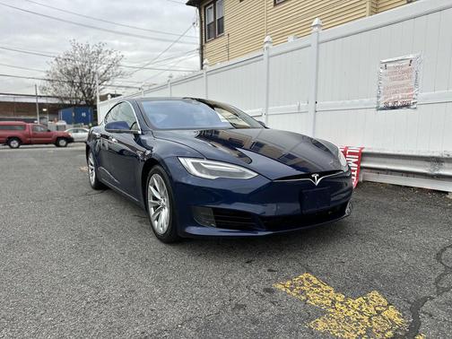 2016 Tesla Model S 75D