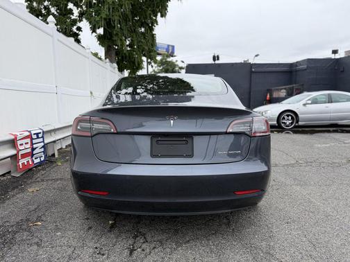 GREY 2022 Tesla Model 3 Long Range