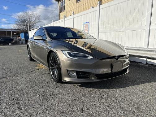 2016 Tesla Model S 90D