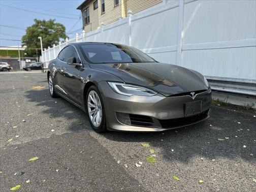 2016 Tesla Model S 75D