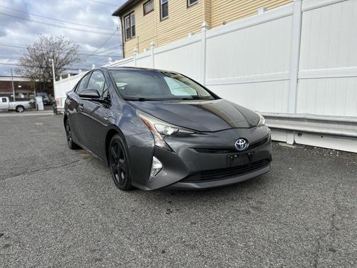 2016 Toyota Prius Four