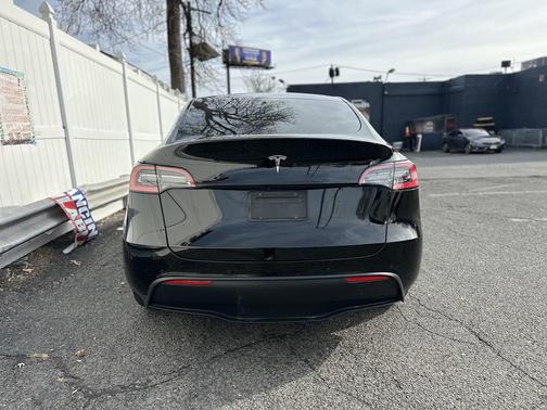 2020 Tesla Model Y Long Range Dual Motor All-Wheel Drive