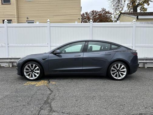 2020 Tesla Model 3 Standard Range Plus