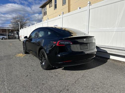 2022 Tesla Model 3 Performance