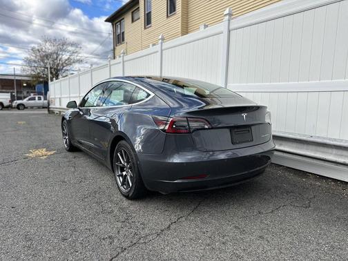 2019 Tesla Model 3 Performance