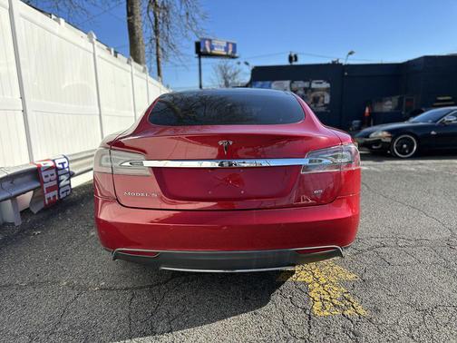 2016 Tesla Model S 85