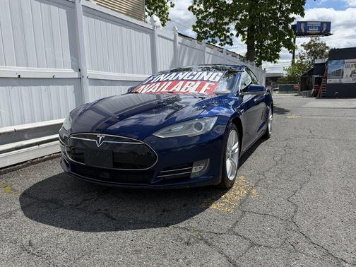 Deep Blue Metallic 2016 Tesla Model S 90D
