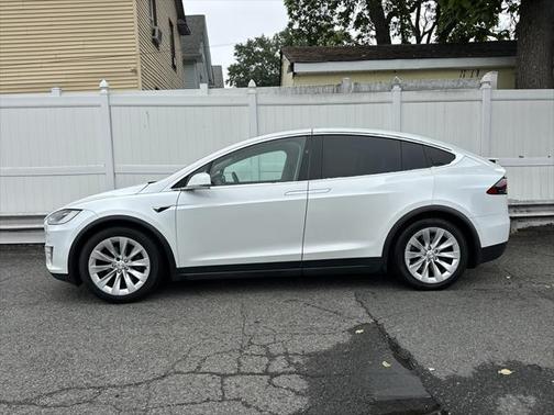 2017 Tesla Model X 75D