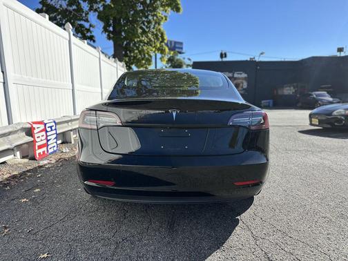 2018 Tesla Model 3 Standard