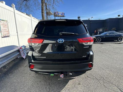 2017 Toyota Highlander Hybrid XLE