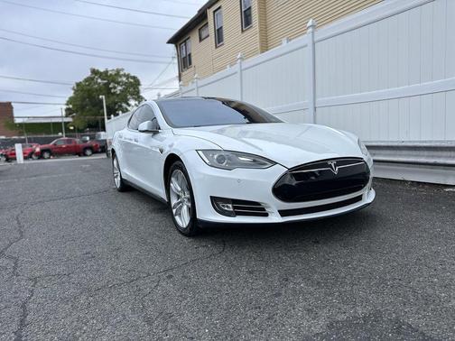 2014 Tesla Model S 85