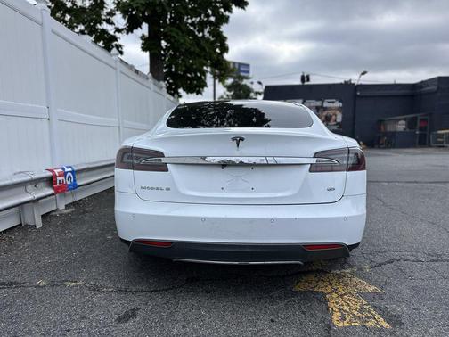 2014 Tesla Model S 85