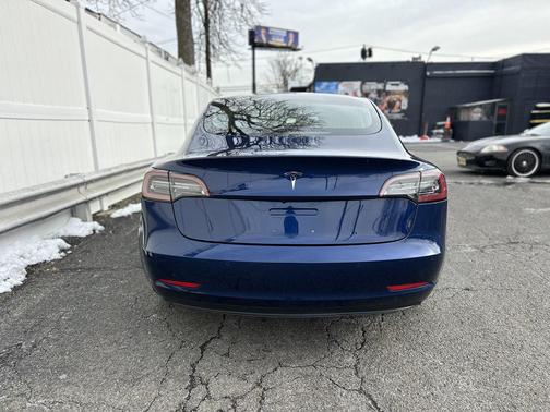 2018 Tesla Model 3 Standard