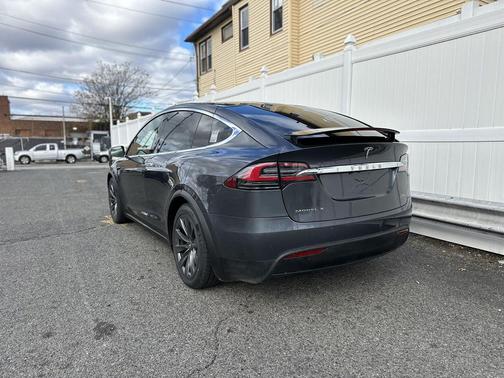 2017 Tesla Model X P100D