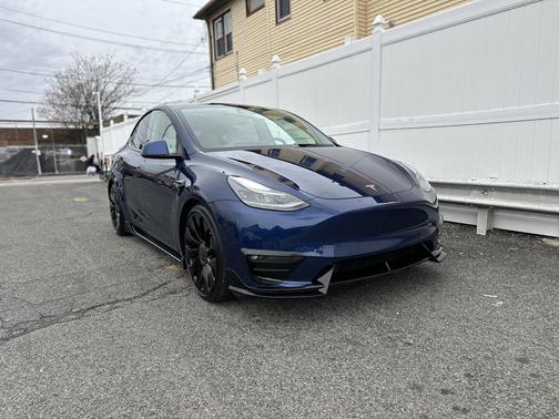 2022 Tesla Model Y Performance Dual Motor All-Wheel Drive