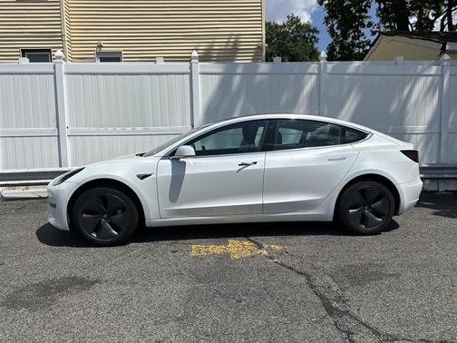 2020 Tesla Model 3 Standard Range