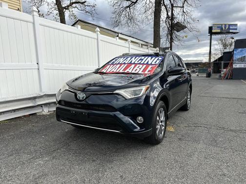2018 Toyota RAV4 Hybrid XLE