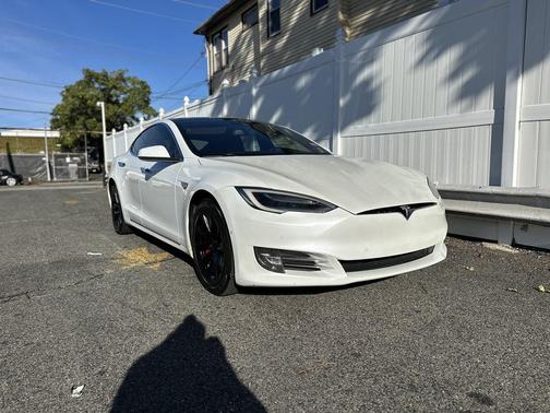 2016 Tesla Model S 75D