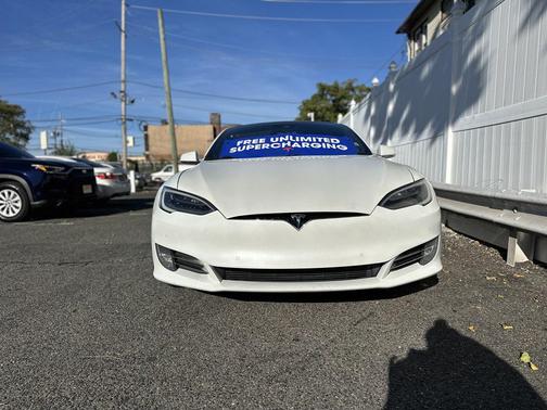 2016 Tesla Model S 75D