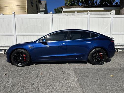 2019 Tesla Model 3 Performance